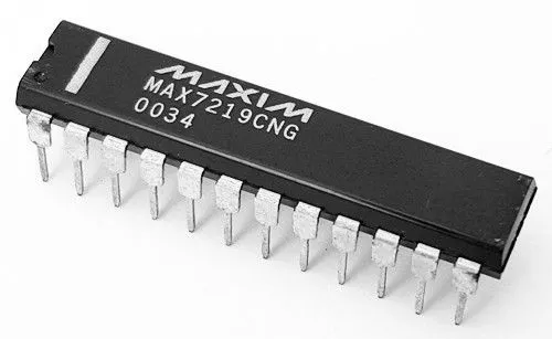 MAX7219CNG LED Display Driver DIP24 IC