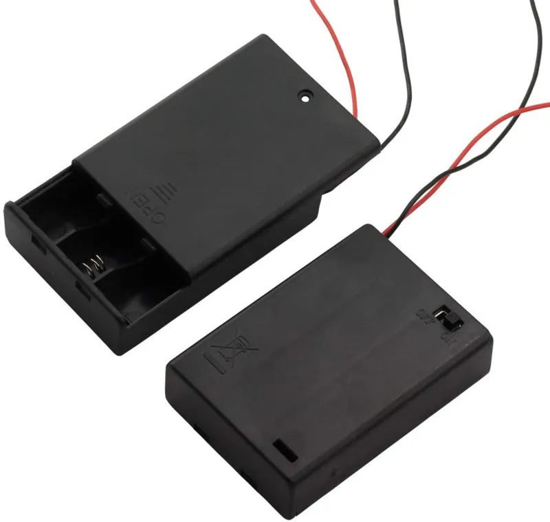 3x AAA-Batteriehalter mit Ein-/Ausschalter (4.5V)